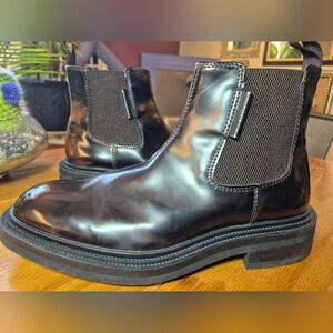 Steve Madden Chelsea Boots - Mens Size 8